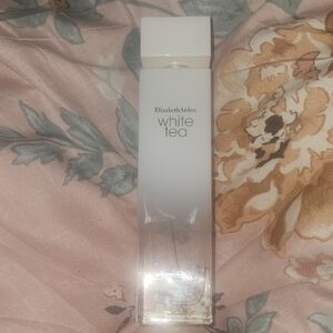 Elizabeth Arden White Tea Frosted White-to-Clear Perfume Bottle